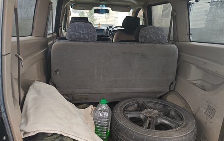 Nissan Serena II, 2002 год, 550 000 рублей, 10 фотография