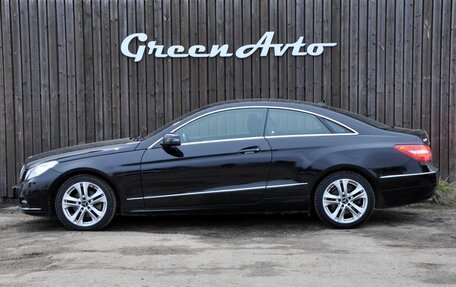 Mercedes-Benz E-Класс, 2012 год, 1 320 000 рублей, 2 фотография