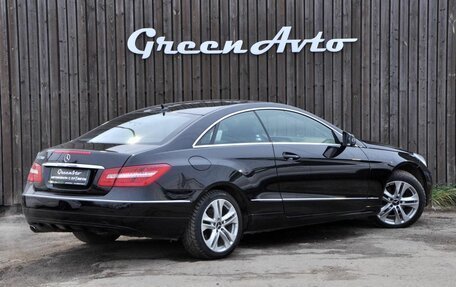 Mercedes-Benz E-Класс, 2012 год, 1 320 000 рублей, 5 фотография