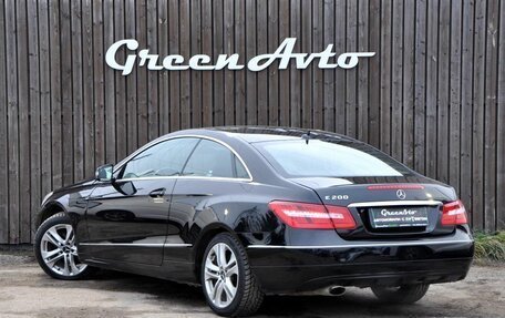 Mercedes-Benz E-Класс, 2012 год, 1 320 000 рублей, 3 фотография