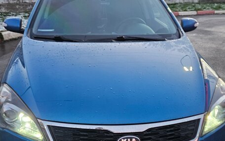 KIA cee'd I рестайлинг, 2010 год, 700 000 рублей, 4 фотография