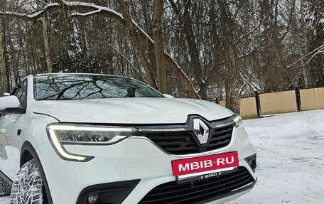 Renault Arkana I, 2021 год, 1 680 000 рублей, 2 фотография