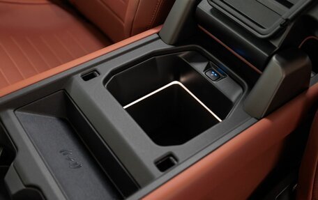 Land Rover Defender II, 2025 год, 27 790 000 рублей, 22 фотография