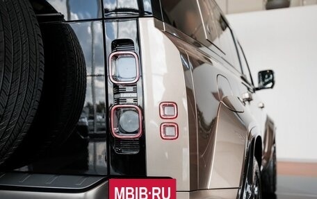 Land Rover Defender II, 2025 год, 27 790 000 рублей, 15 фотография