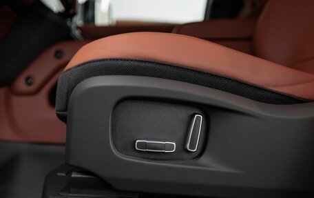 Land Rover Defender II, 2025 год, 27 790 000 рублей, 26 фотография