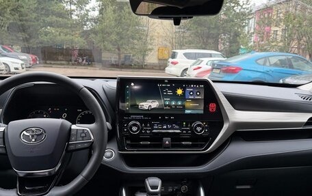 Toyota Highlander, 2025 год, 5 750 000 рублей, 8 фотография