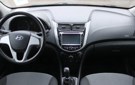 Hyundai Solaris II рестайлинг, 2012 год, 654 000 рублей, 9 фотография