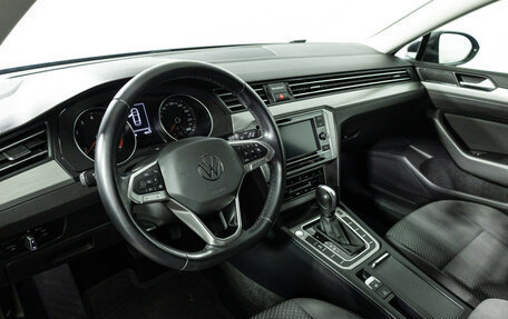 Volkswagen Passat B8 рестайлинг, 2021 год, 2 599 585 рублей, 11 фотография