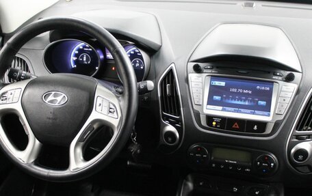 Hyundai ix35 I рестайлинг, 2013 год, 1 200 000 рублей, 19 фотография
