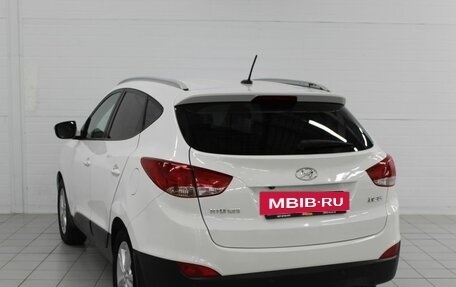 Hyundai ix35 I рестайлинг, 2013 год, 1 200 000 рублей, 10 фотография
