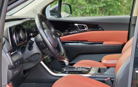 KIA Carnival, 2021 год, 3 500 000 рублей, 6 фотография