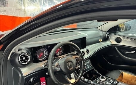 Mercedes-Benz E-Класс, 2016 год, 2 250 000 рублей, 9 фотография
