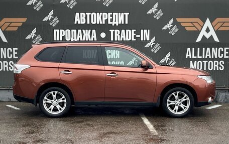 Mitsubishi Outlander III рестайлинг 3, 2012 год, 1 320 000 рублей, 9 фотография