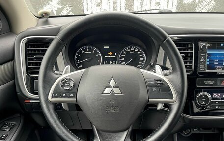 Mitsubishi Outlander III рестайлинг 3, 2012 год, 1 320 000 рублей, 16 фотография