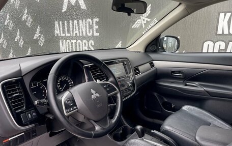 Mitsubishi Outlander III рестайлинг 3, 2012 год, 1 320 000 рублей, 11 фотография