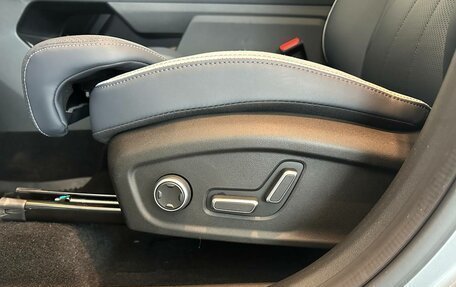 Geely Atlas, 2025 год, 3 917 190 рублей, 24 фотография