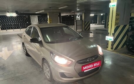 Hyundai Solaris II рестайлинг, 2014 год, 870 000 рублей, 2 фотография