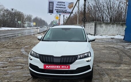 Skoda Karoq I, 2020 год, 2 300 000 рублей, 2 фотография