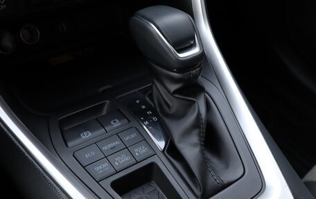 Toyota RAV4, 2025 год, 4 450 000 рублей, 12 фотография