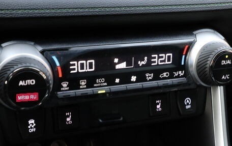 Toyota RAV4, 2025 год, 4 450 000 рублей, 13 фотография