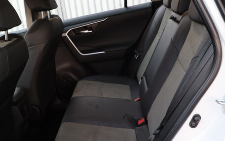 Toyota RAV4, 2025 год, 4 450 000 рублей, 16 фотография