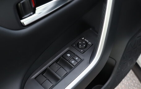 Toyota RAV4, 2025 год, 4 450 000 рублей, 19 фотография