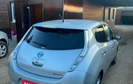 Nissan Leaf I, 2011 год, 550 000 рублей, 13 фотография