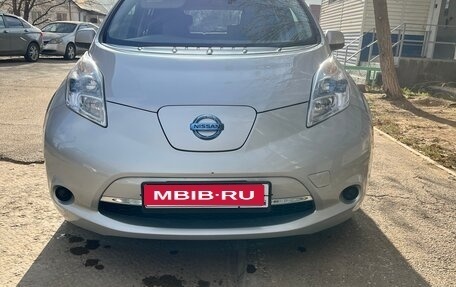Nissan Leaf I, 2011 год, 550 000 рублей, 1 фотография