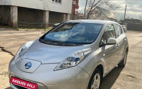 Nissan Leaf I, 2011 год, 550 000 рублей, 7 фотография