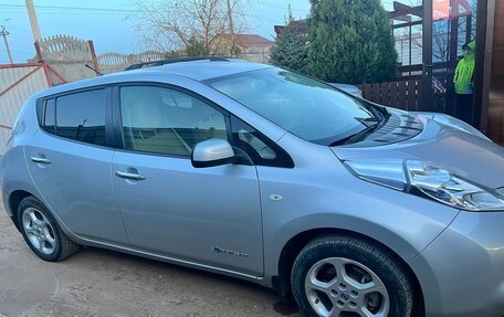 Nissan Leaf I, 2011 год, 550 000 рублей, 19 фотография