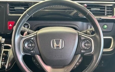 Honda Stepwgn IV, 2015 год, 1 900 000 рублей, 14 фотография