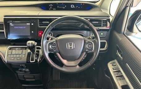 Honda Stepwgn IV, 2015 год, 1 900 000 рублей, 20 фотография