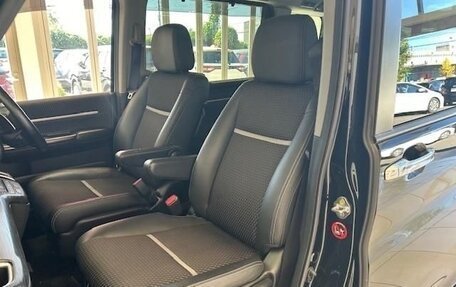 Honda Stepwgn IV, 2015 год, 1 900 000 рублей, 21 фотография