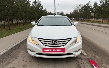 Hyundai Sonata VI, 2012 год, 1 550 000 рублей, 2 фотография