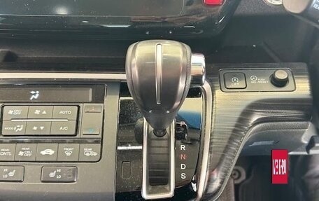 Honda Stepwgn IV, 2015 год, 1 900 000 рублей, 18 фотография