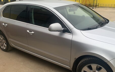 Skoda Superb III рестайлинг, 2008 год, 610 000 рублей, 12 фотография