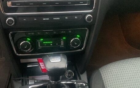 Skoda Superb III рестайлинг, 2008 год, 610 000 рублей, 3 фотография