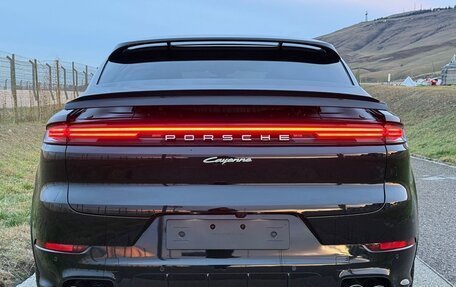 Porsche Cayenne III, 2024 год, 18 880 000 рублей, 6 фотография