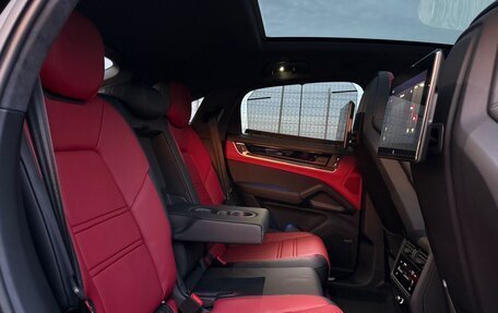 Porsche Cayenne III, 2024 год, 18 880 000 рублей, 21 фотография