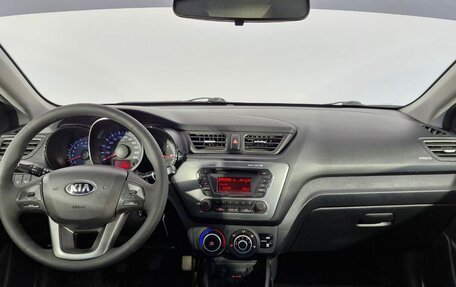 KIA Rio III рестайлинг, 2014 год, 880 000 рублей, 13 фотография