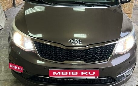 KIA Rio III рестайлинг, 2015 год, 1 200 000 рублей, 18 фотография