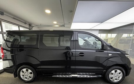 Hyundai Grand Starex Grand Starex I рестайлинг 2, 2020 год, 4 200 000 рублей, 4 фотография