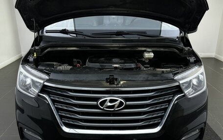 Hyundai Grand Starex Grand Starex I рестайлинг 2, 2020 год, 4 200 000 рублей, 9 фотография