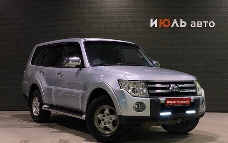 Mitsubishi Pajero IV, 2008 год, 1 590 000 рублей, 4 фотография