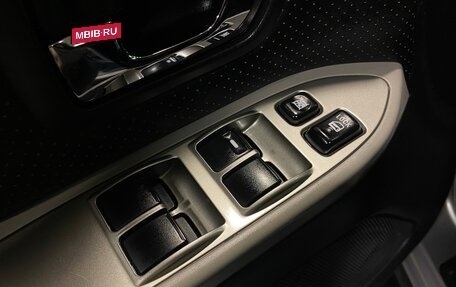 Mitsubishi Pajero IV, 2008 год, 1 590 000 рублей, 16 фотография