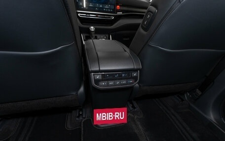 Toyota Highlander, 2025 год, 6 200 000 рублей, 14 фотография