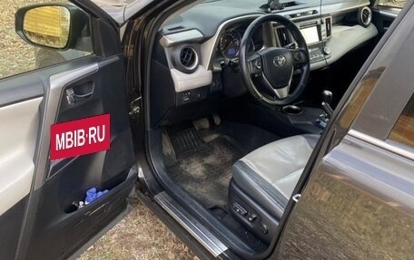 Toyota RAV4, 2014 год, 1 590 000 рублей, 5 фотография