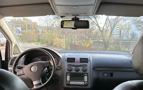 Volkswagen Touran III, 2007 год, 700 000 рублей, 9 фотография