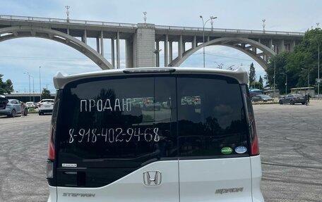 Honda Stepwgn IV, 2018 год, 2 349 000 рублей, 5 фотография