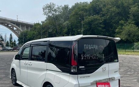 Honda Stepwgn IV, 2018 год, 2 349 000 рублей, 6 фотография